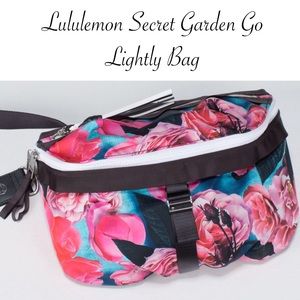 Lululemon secret garden bag